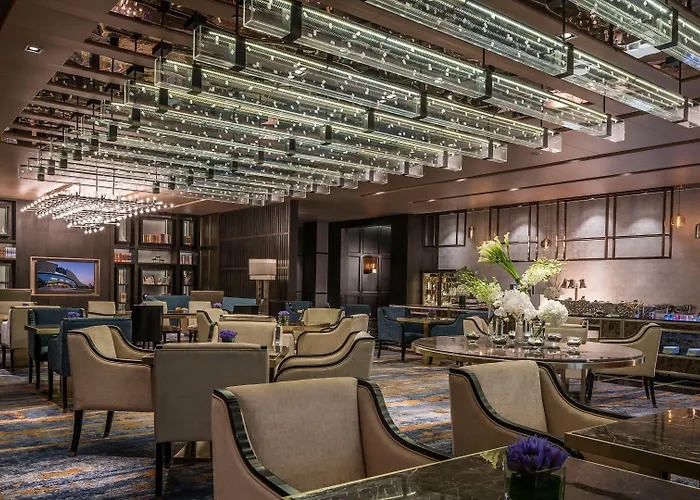 Intercontinental Wuhan By Ihg - Yangtze River View 5 star