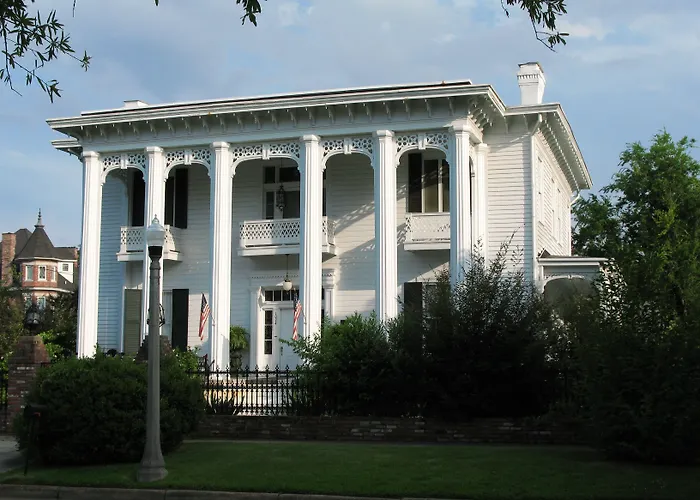 Shadowlawn Bed And Breakfast Columbus