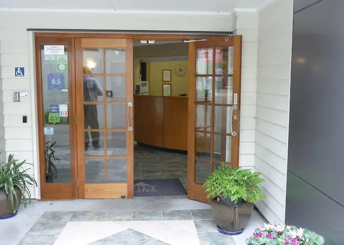 Tauranga 5 Star Hotels