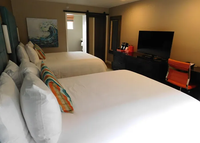 Wave Street Inn Monterey