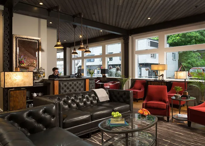 16 Bay View Hotel Camden