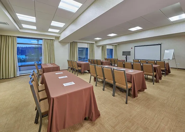 Hampton Inn & Suites Hood River