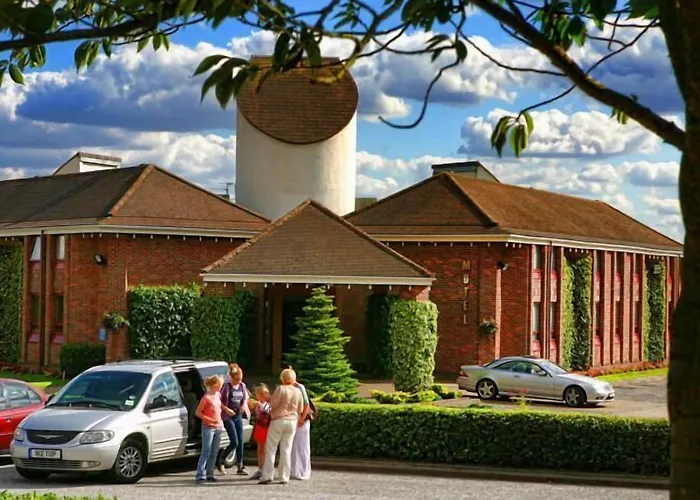 Luxury Hotels in Lincoln