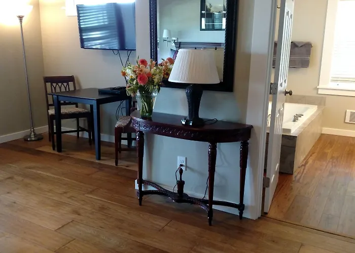 Friday Harbor Grand Bed & Breakfast 5 star