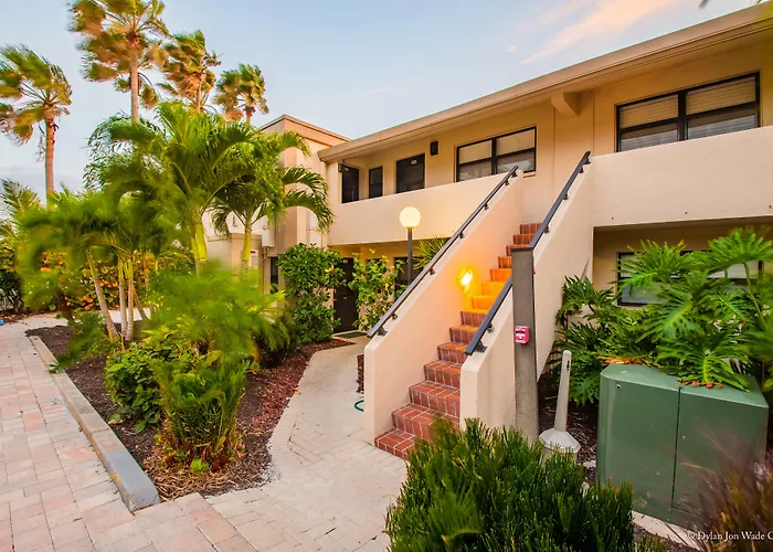 Casa Del Mar Longboat Key Aparthotel