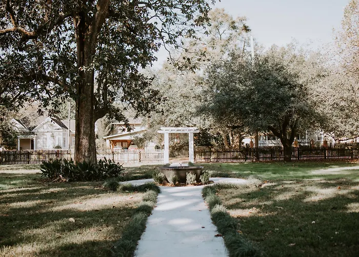 Maison Mouton Bed & Breakfast Lafayette