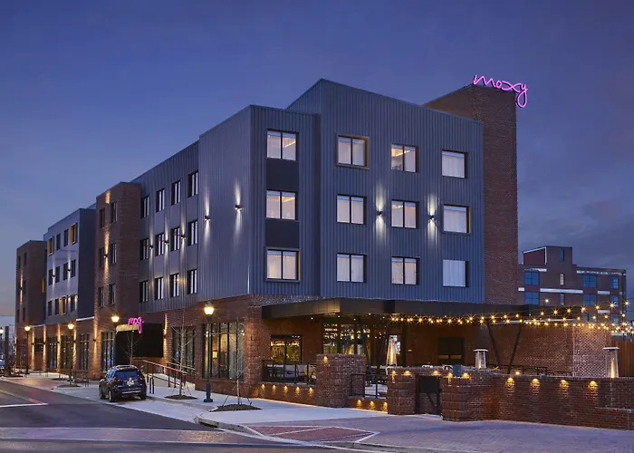 Moxy Chattanooga Downtown