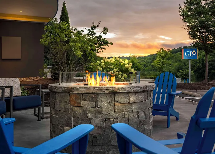 Glo Hotel Asheville-Blue Ridge Parkway