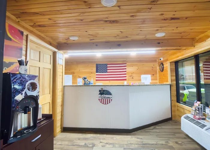 Tennessee Mountain Lodge Riverside By Oyo Pigeon Forge