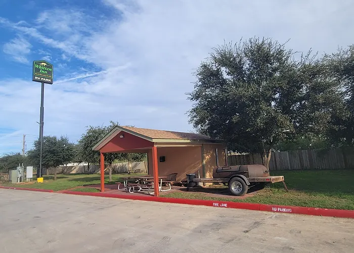 Cotulla Whitten Inn