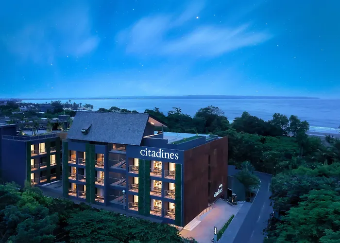 Luxury Hotels in Canggu (Bali)