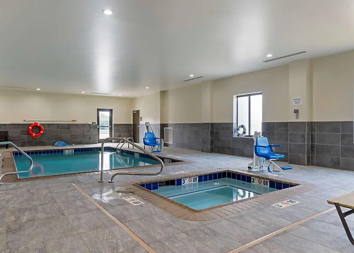 Comfort Suites Paducah Mall Area