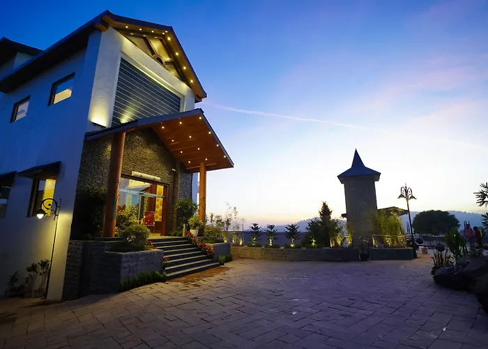 Kasauli 5 Star Hotels