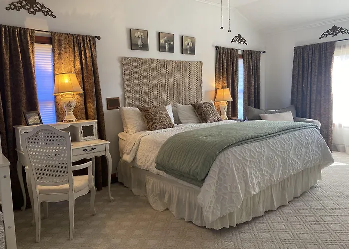 Live Oak B&B Glen Rose