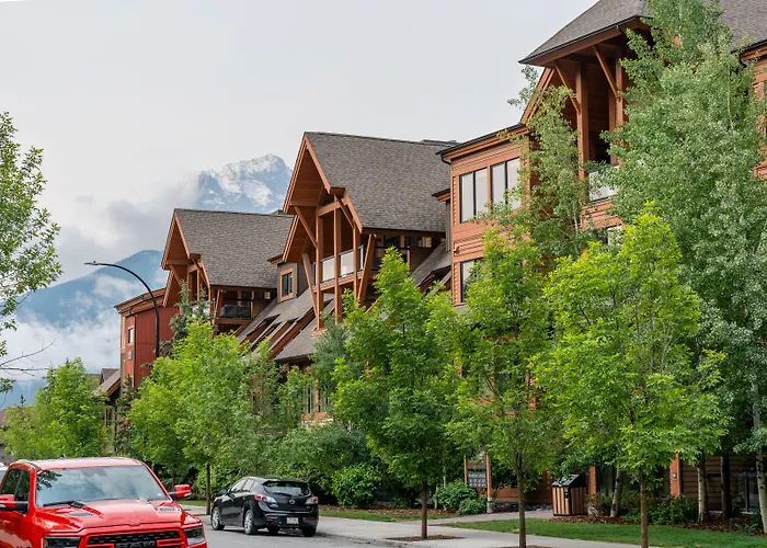 Luxury Hotels in Canmore