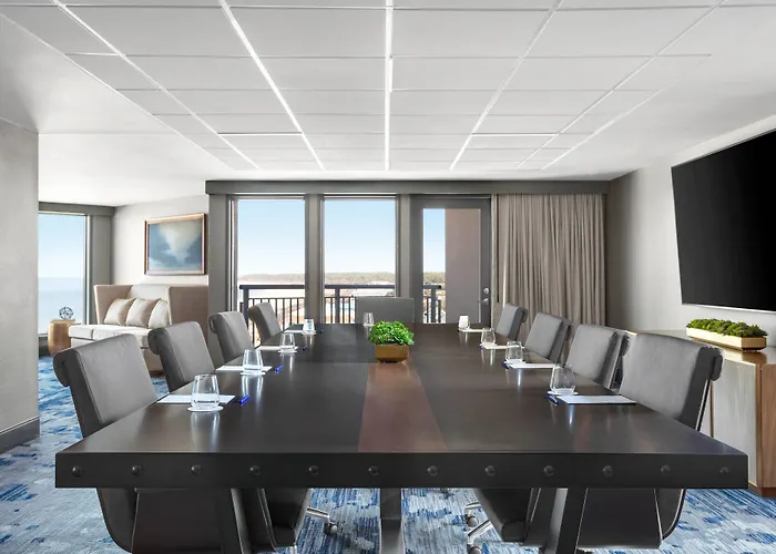Luxury Hotels in Virginia Beach