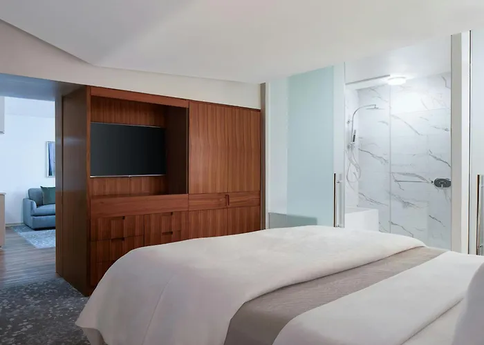 The Westin Galleria Dallas