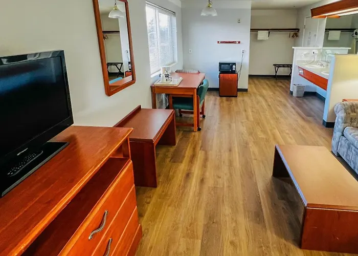 Studio 6 Suites Portland Or I-5 Ohsu