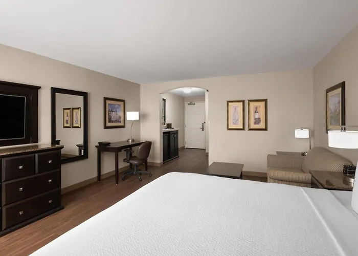 La Quinta By Wyndham Paso Robles Hotel
