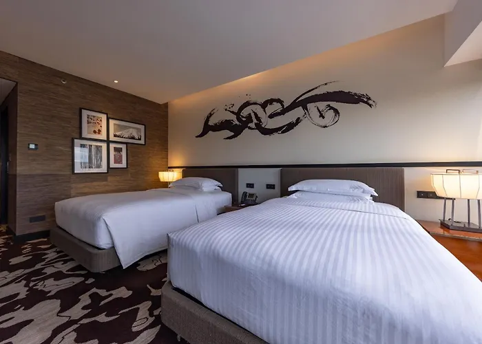 Paranaque City 5 Star Hotels