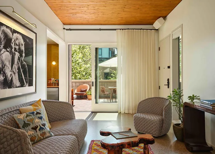 Hotel Magdalena Austin