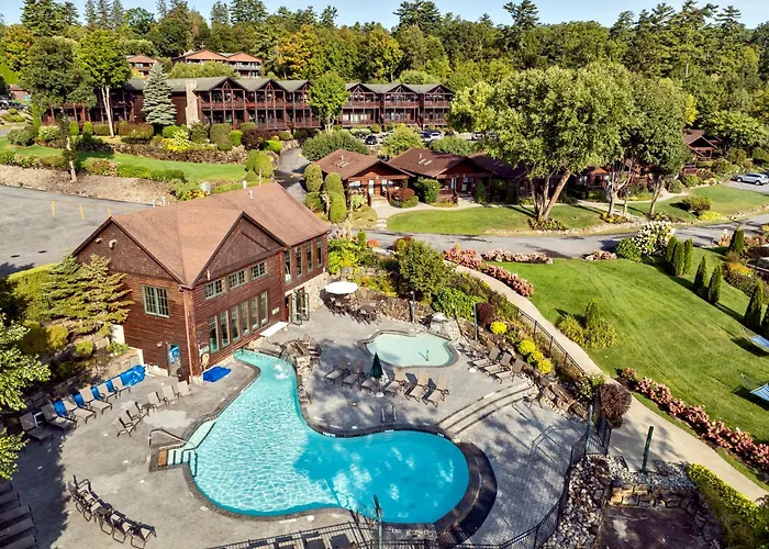 The Lodges At Cresthaven Lake George