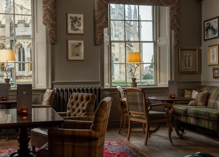 Lincoln 5 Star Hotels
