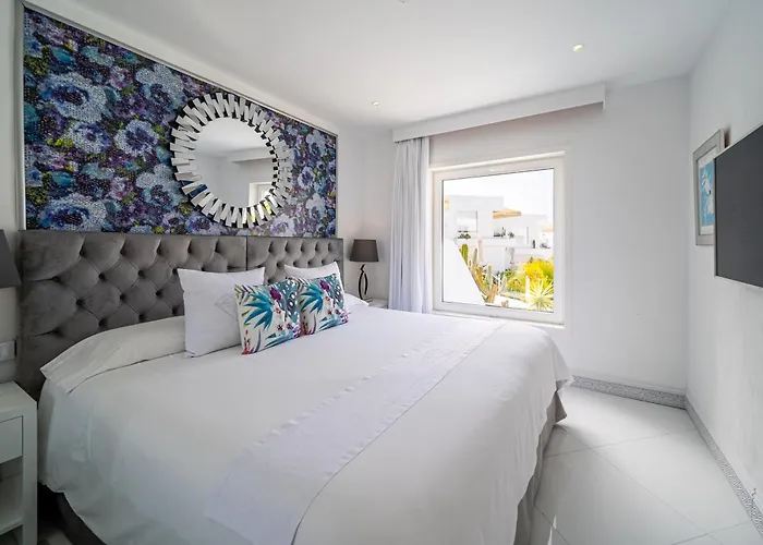 Puerto del Carmen (Lanzarote) 5 Star Hotels