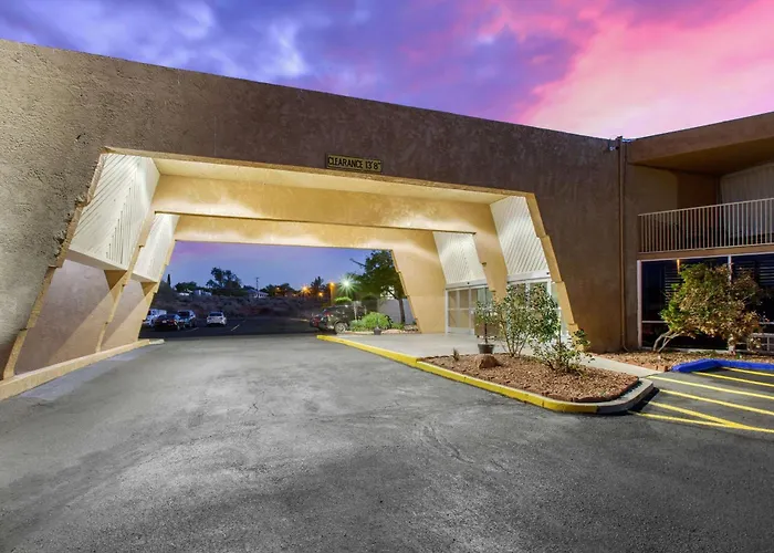Scenic View Inn - Lake Powell - Page Az