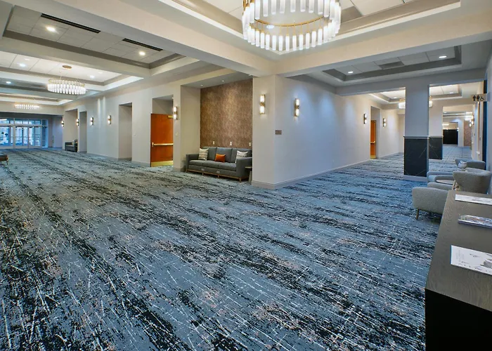 Embassy Suites By Hilton Franklin Cool Spring