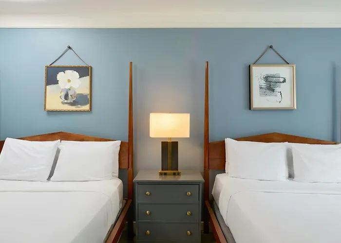 Williamsburg Lodge, Autograph Collection 5 star
