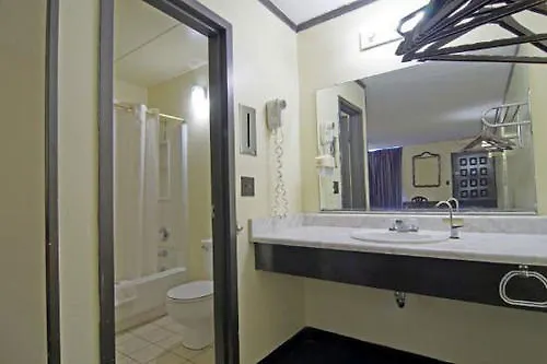 Budget Inn Charlotte