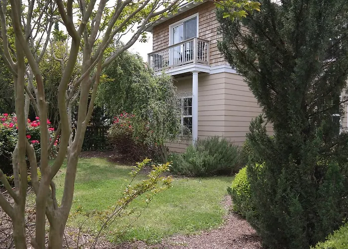 Beach Spa Bed & Breakfast Virginia Beach