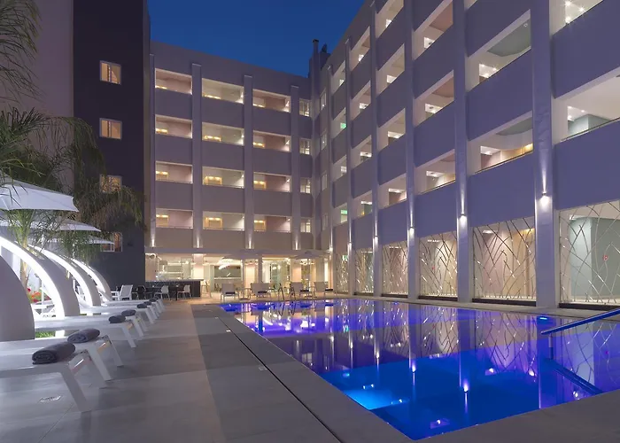 Luxury Hotels in Rethymno (Crete)