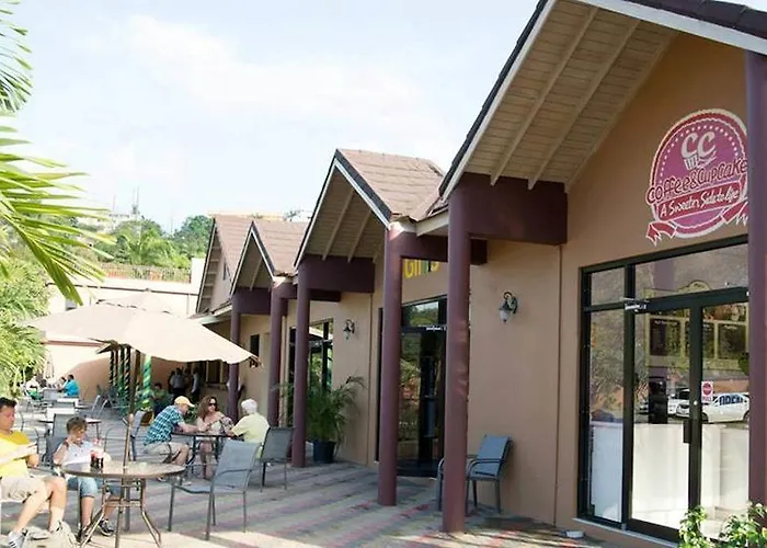 Donway, A Jamaican Style Village Montego Bay