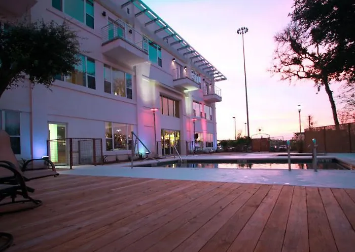 Casulo Hotel Austin