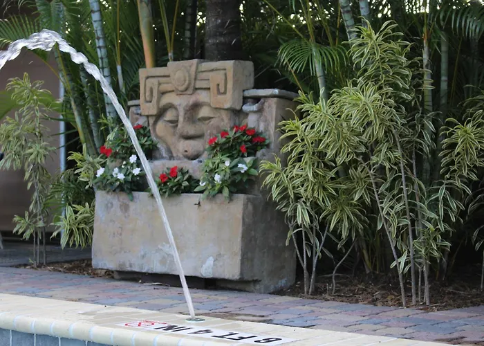 The Cabanas Guesthouse & Spa - Gay Resort Catering To Gay Men Oakland Park