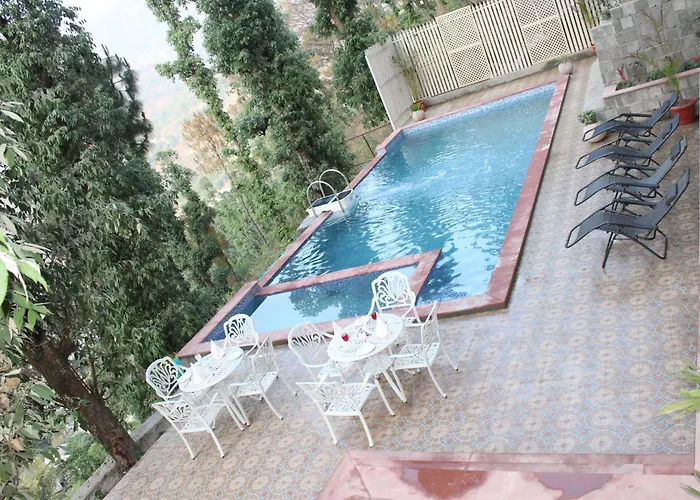 Bhimtal 5 Star Hotels
