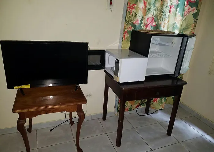 Tropical Court Resort Near Montego Bay Airport 3 star