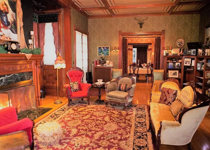 Alexander Mansion Bed And Breakfast Winona