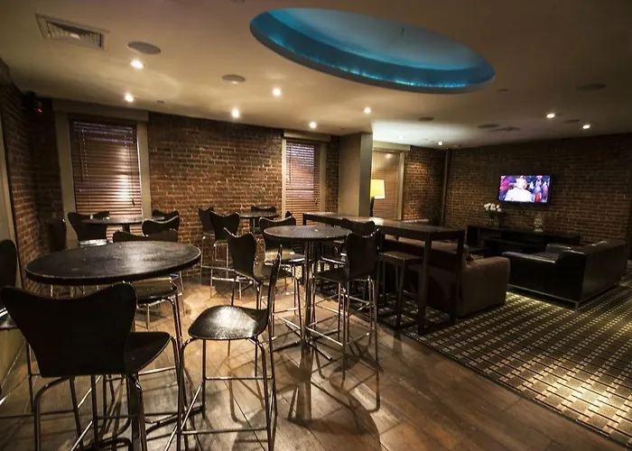 Broadway Hotel & Hostel New York