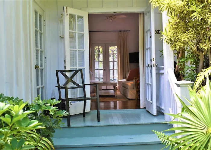 Simonton Court Historic Inn & Cottages Key West