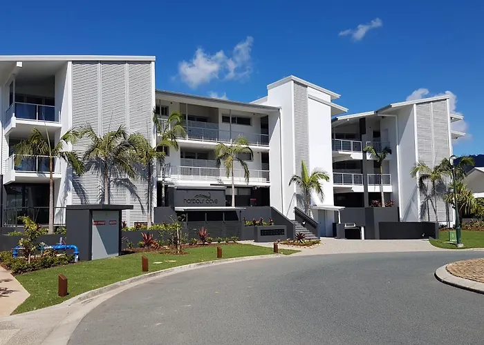 Luxury Hotels in Great Barrier Reef