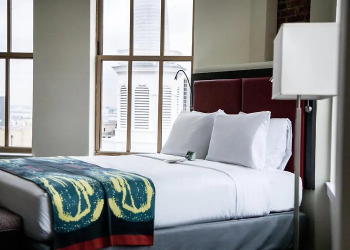 Hotel Indigo Newark Downtown